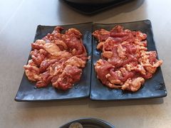 -啊美丽炭火烤肉(滑翔一店)