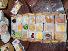 -香麒园·过桥米线·南湖雅宴