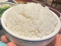 米饭-奉天掌柜·非遗猪手·笨饺子(崇山路店)
