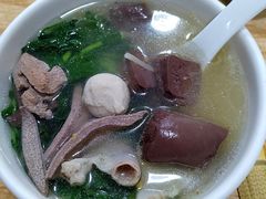 -三身人金新肠粉(丹霞店)