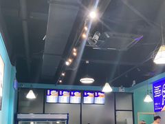 -湾区九号鲜切牛肉火锅(明珠南路店)