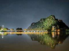 -星湖旅游景区七星岩