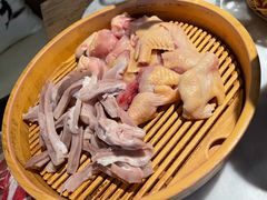 胡椒猪肚鸡双拼锅底-尚尚仙·酸汤猪手·猪肚鸡火锅(华联万柳购物中心店)