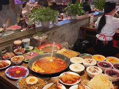 -萍姐火锅·公路夜市(武汉首店)