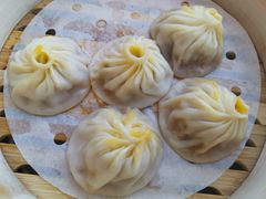 蟹粉小笼-弄堂咪道-饭香·面香·馄饨香(汇锦广场店)