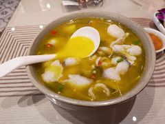 酸汤乌鱼片-鹅冠港式茶餐厅(来福士店)