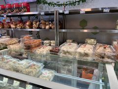 -白玉兰食品(中山公园龙之梦店)