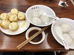 -朱新年·苏式汤团·面点(北寺塔店)
