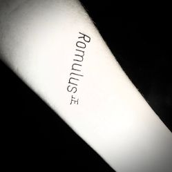 -PinooTattoo皮奴刺青纹身设计总部