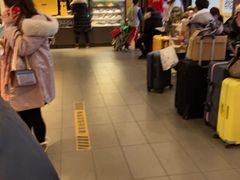 -麦当劳(汉口火车站候车室店)