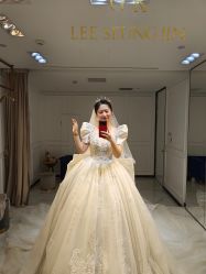 -GRACE KELLY婚纱与礼服(北京店)