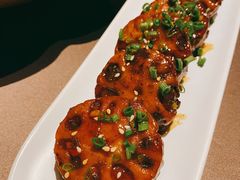香煎鹅肝藕饼-三利音·东方司宴(外滩店)