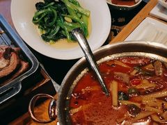 -娜仁图雅蒙古美食村(33小镇店)