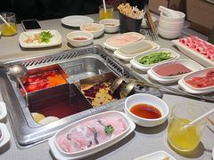 -海底捞火锅(新松江路生日主题店)