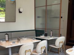 -必胜客(大坪英利店)