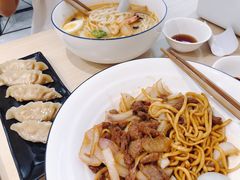 -汤去三面