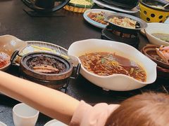 -有红鸡毛店·川菜(建设路店)