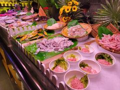 -领鲜活海鲜榴莲自助火锅(东门店)