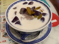 养血黑糯米-广信牛奶甜品世家(台东店)
