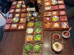 -银米·云南传统过桥米线(双廊黑金冠店)
