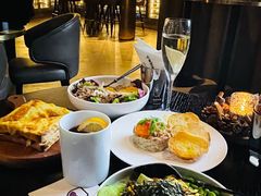 -wineapp葡萄酒餐吧(外滩金融中心店)
