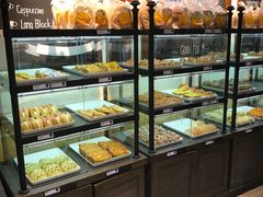 面包甜点陈列柜-TOUCH泰奇(奉贤宝龙城市广场店)