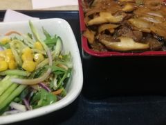 烤牛肉盖饭-桃屋日本料理(清华科技园店)