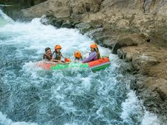 -仙人谷漂流景区