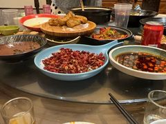 -聚汇三少·龙虾·中餐厅(莫邪路新天地店)