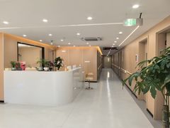 -上海大学附属上海和平眼科医院