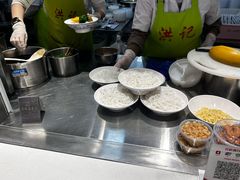 -洪记凉米线(新兴路店)