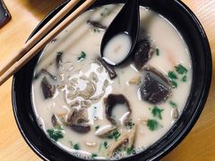-津津老鸭粉丝馆(正东路店)