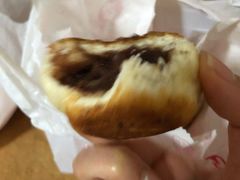 豆沙馅酒酿饼-采芝斋评弹茶馆(观前街店)