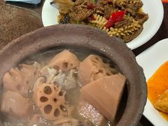 火爆三鲜-刘胖子家常菜·蹄花焖藕(中南店)
