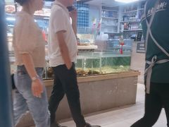 -南海底小海鲜·湘菜(鲁巷吴家湾店)