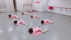 -艺佳舞蹈培训学校