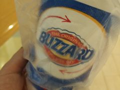 暴风雪-DQ·蛋糕·冰淇淋(南开大悦城2F店)