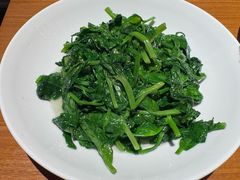 清炒豌豆尖-一坐一忘云南菜(北京skp店)