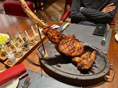 -恰餐厅及酒吧 CHAR Bar & Grill (北京丽都皇冠假日店)