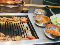 -臻牛烤肉