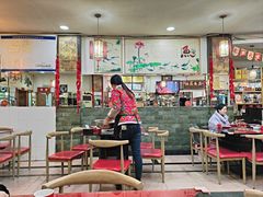 -烧哥美蛙肥肠鱼火锅·十五年社区店