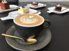 -UNI UNI(环亚凯瑟琳店)