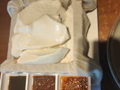 -95号酱骨·一块豆腐(展春园西路店)