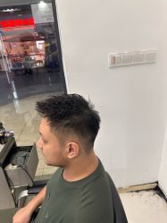 -乾健·烫染·接发SALON