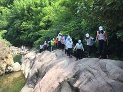 -仙山谷激浪漂流