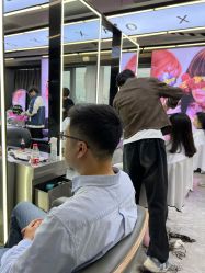 -藤野造型烫发染发