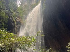 -龙水峡地缝景区