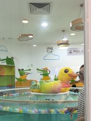 -鳄鱼泡泡游泳馆(新DNA购物中心店)