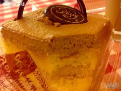 巧克力鲜奶-红宝石·鲜奶小方(万航店)