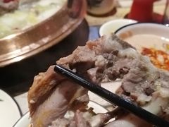 -虾弄弄海派小龙虾·牛羊蝎子火锅